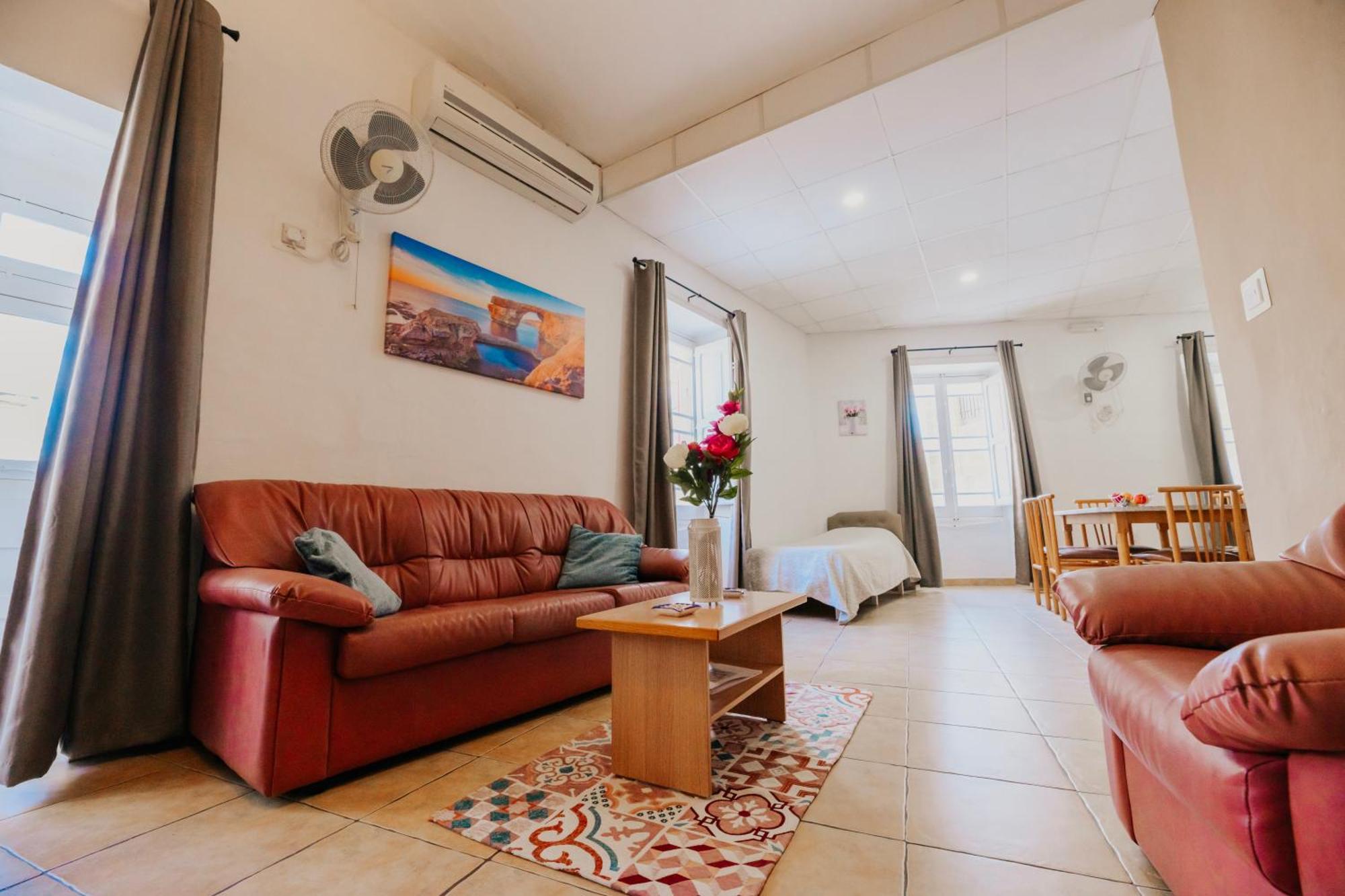 Gelmif Apartments Birgu Exteriör bild
