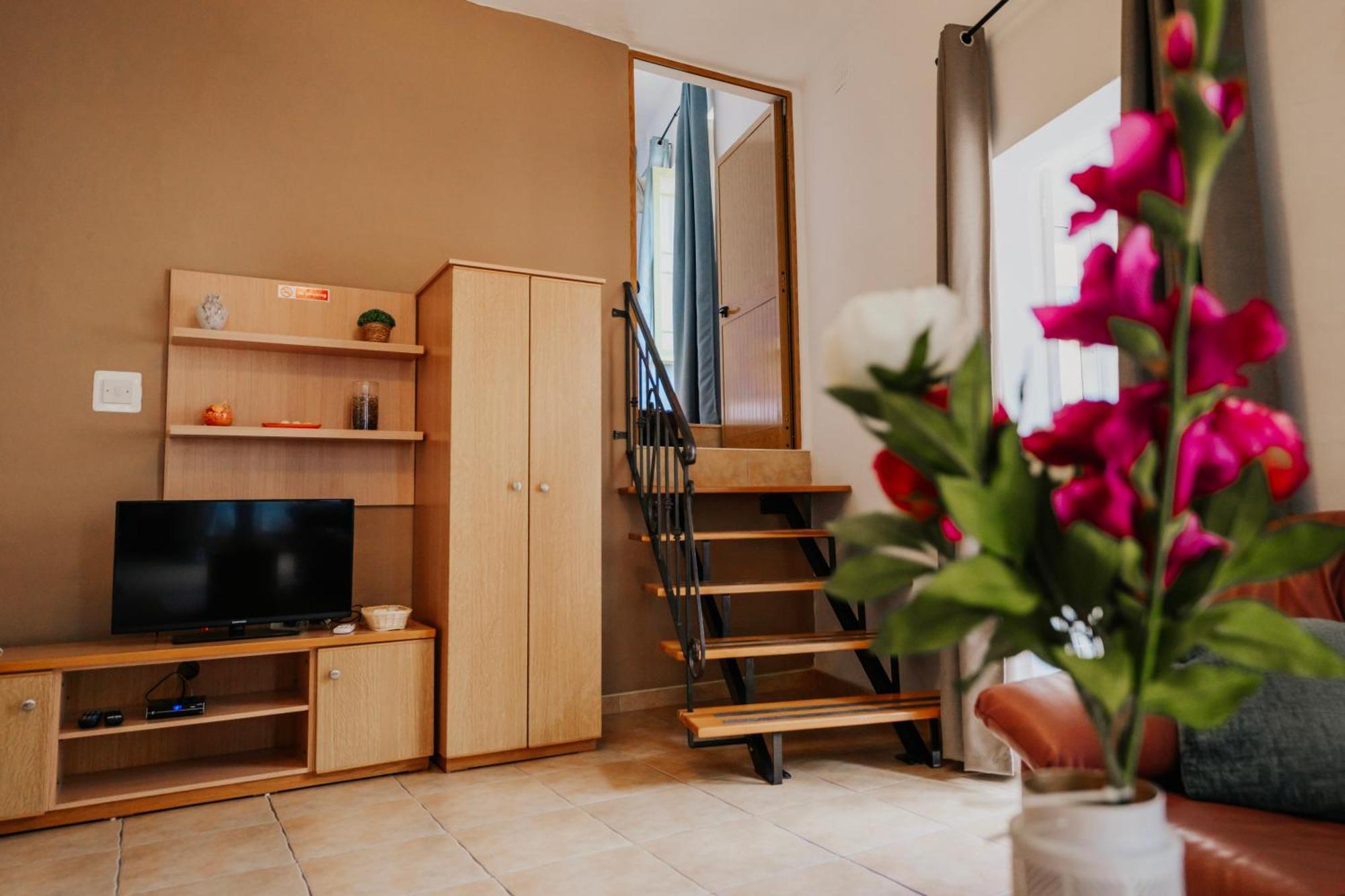Gelmif Apartments Birgu Exteriör bild